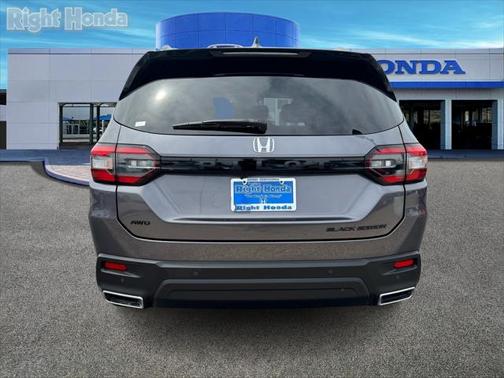 2025 Honda Pilot Black Edition