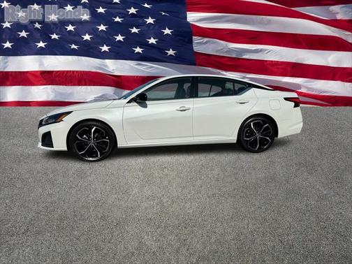 2023 Nissan Altima SR FWD