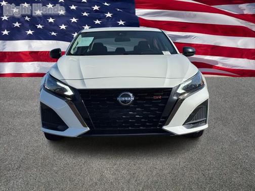 2023 Nissan Altima SR FWD