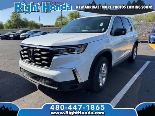2023 Honda Pilot AWD LX