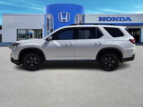 2025 Honda Pilot Touring 8-Passenger