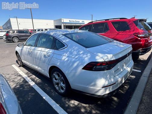 Platinum White Pearl 2023 Honda Accord LX 1.5T