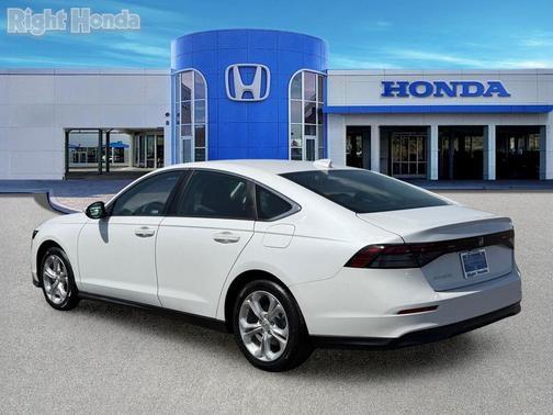Platinum White Pearl 2023 Honda Accord LX 1.5T