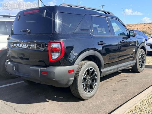 Shadow Black 2025 Ford Bronco Sport Outer Banks
