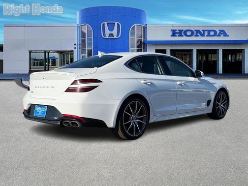 2023 Genesis G70 2.0T RWD