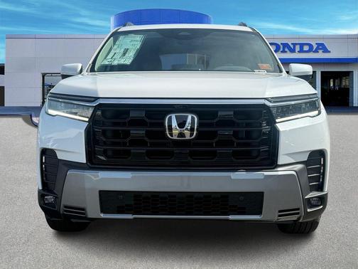 2026 Honda Pilot Touring 8-Passenger