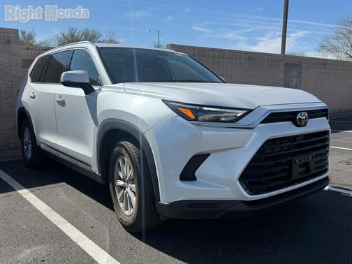 2025 Toyota Grand Highlander XLE