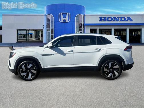 2025 Volkswagen Atlas Cross Sport 2.0T SE w/Technology 4MOTION