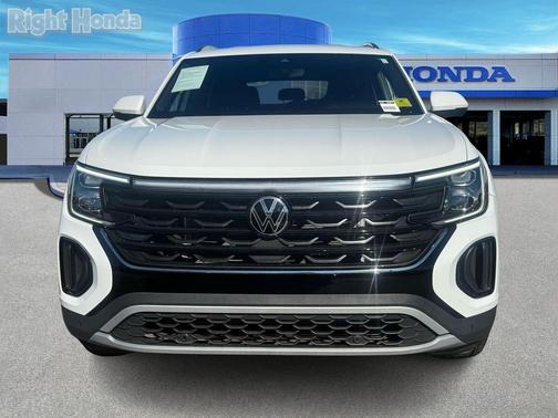 2025 Volkswagen Atlas Cross Sport 2.0T SE w/Technology 4MOTION