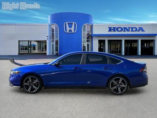 Still Night Pearl 2024 Honda Accord Hybrid Sport