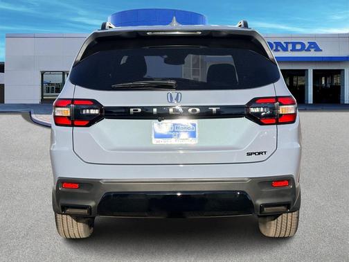 2026 Honda Pilot Sport