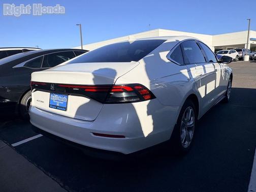 2025 Honda Accord LX 1.5T