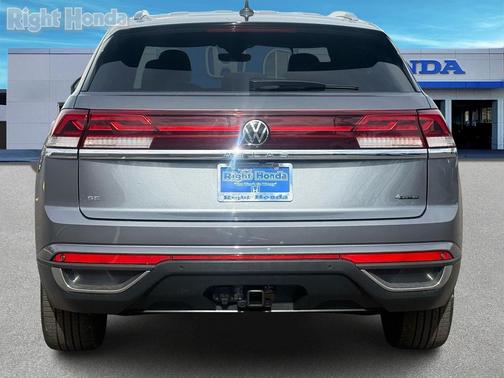2025 Volkswagen Atlas Cross Sport 2.0T SE w/Technology 4MOTION
