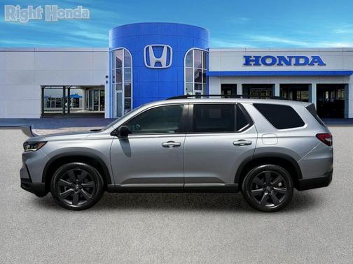 Sonic Gray Pearl 2023 Honda Pilot AWD Sport