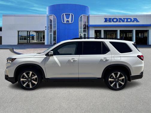 2025 Honda Pilot Touring 8-Passenger