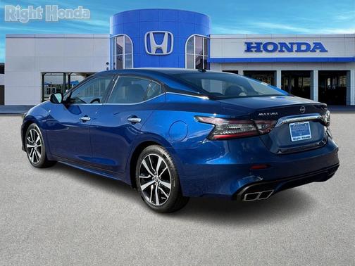 2023 Nissan Maxima SV Xtronic CVT