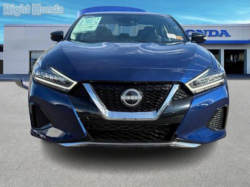 2023 Nissan Maxima SV Xtronic CVT