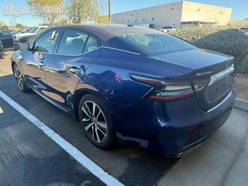 2023 Nissan Maxima SV Xtronic CVT