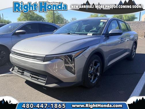 Steel Gray 2025 Kia K4 LXS
