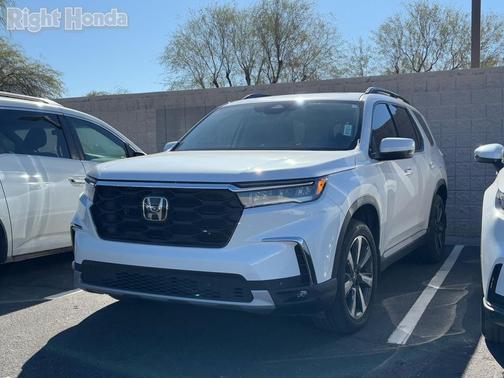 2024 Honda Pilot Touring 8-Passenger