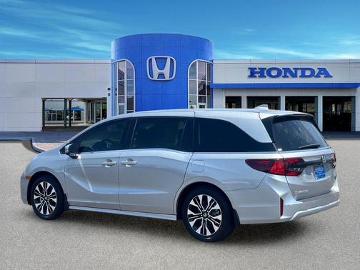 Solar Silver Metallic 2026 Honda Odyssey Elite