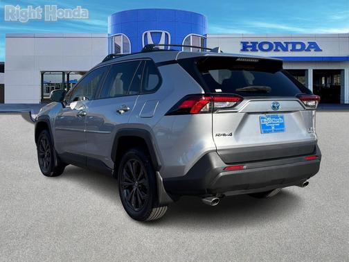 2022 Toyota RAV4 Hybrid XLE Premium