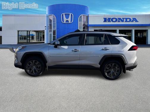 2022 Toyota RAV4 Hybrid XLE Premium