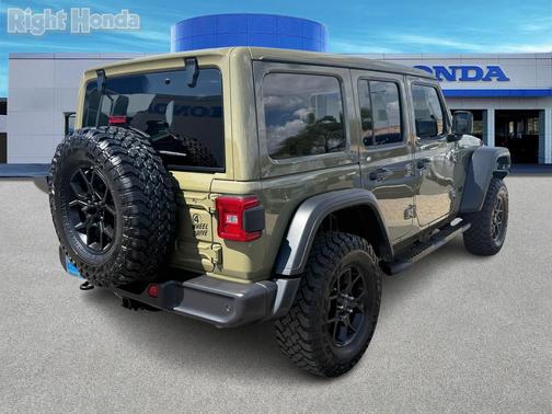 2025 Jeep Wrangler Willys