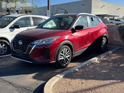 2023 Nissan Kicks SV