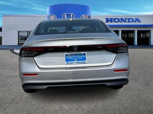 2025 Honda Accord LX 1.5T