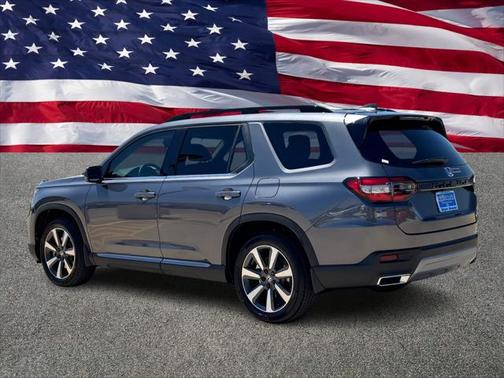 2025 Honda Pilot Touring 8-Passenger