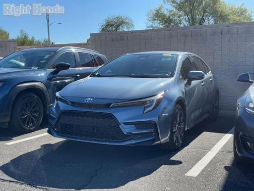 2025 Toyota Corolla Hybrid SE