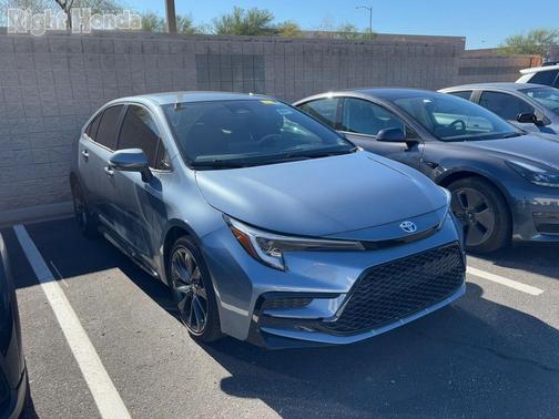 2025 Toyota Corolla Hybrid SE