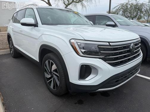 2024 Volkswagen Atlas 2.0T SE w/Technology 4MOTION