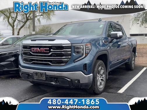 2024 GMC Sierra 1500 SLT