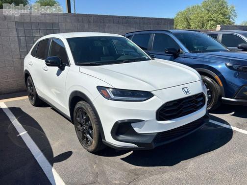 Platinum White Pearl 2024 Honda HR-V Sport