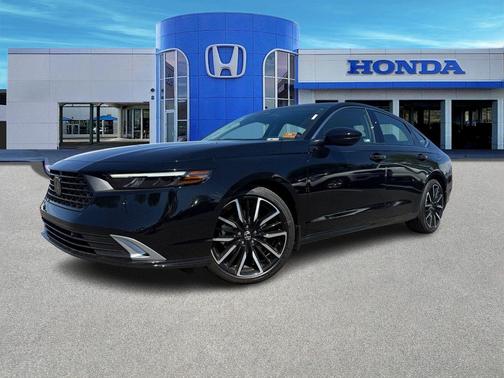 Crystal Black Pearl 2026 Honda Accord Hybrid Touring