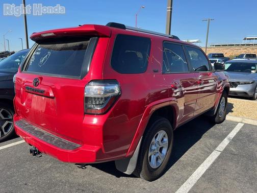 2023 Toyota 4Runner SR5