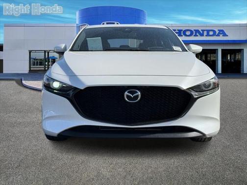 2022 Mazda Mazda3 FWD w/Premium Package