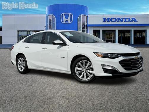 2022 Chevrolet Malibu FWD LT