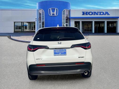Platinum White Pearl 2027 Honda HR-V Sport