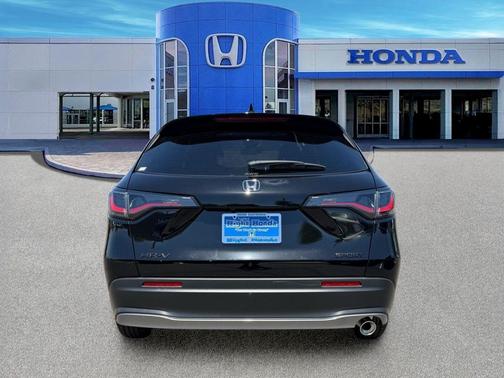 Crystal Black Pearl 2026 Honda HR-V AWD Sport