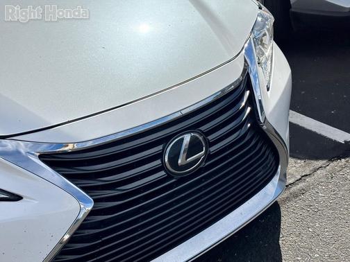 2017 Lexus ES 350 Base