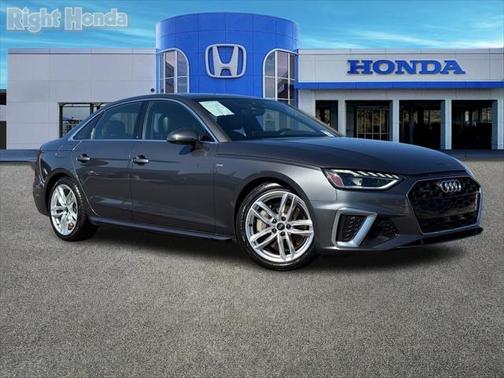 2023 Audi A4 45 S line Premium Plus