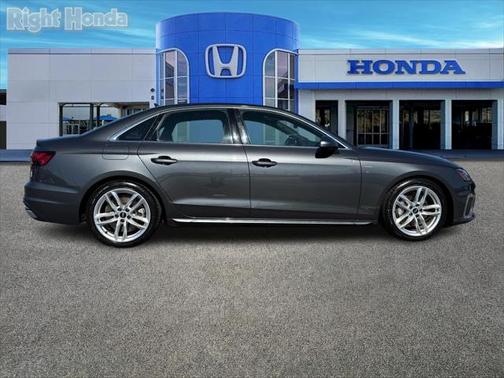 2023 Audi A4 45 S line Premium Plus