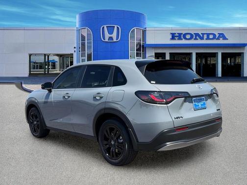 Urban Gray Pearl 2026 Honda HR-V 2WD Sport