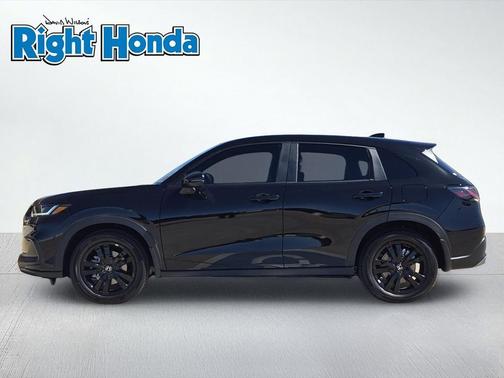 Crystal Black Pearl 2027 Honda HR-V Sport