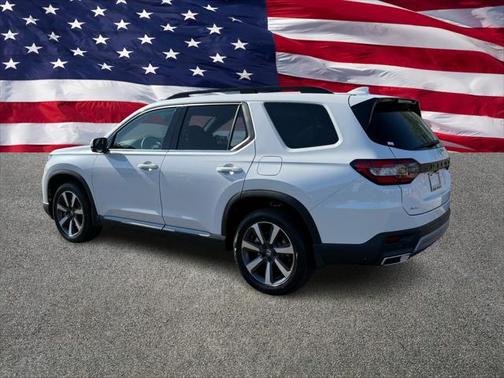 2025 Honda Pilot Touring 8-Passenger