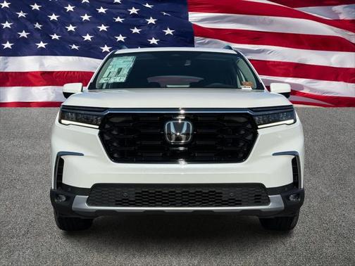 2025 Honda Pilot Touring 8-Passenger