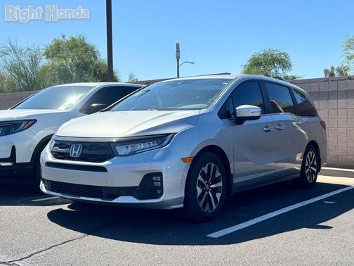 Solar Silver Metallic 2025 Honda Odyssey EX-L
